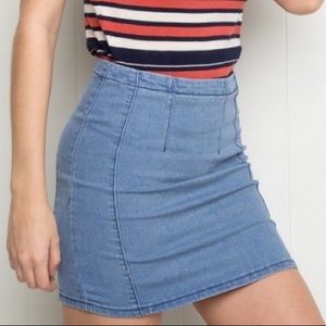 BRANDY MELVILLE JUSTINA DENIM MINI SKIRT
